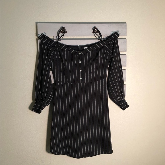 Gianni bini off the shoulder striped dress - Picture 1 of 3